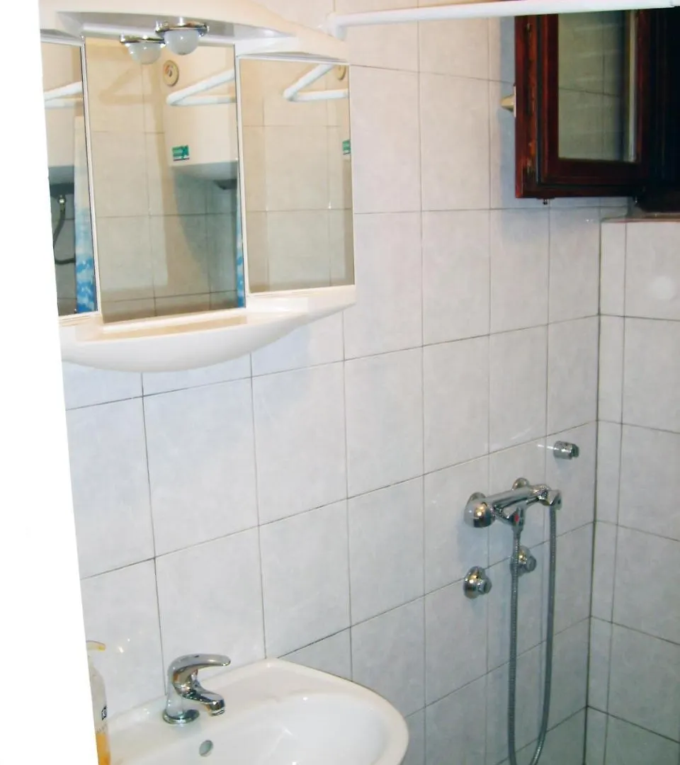 Apartment In Lopar/Insel Rab 17747